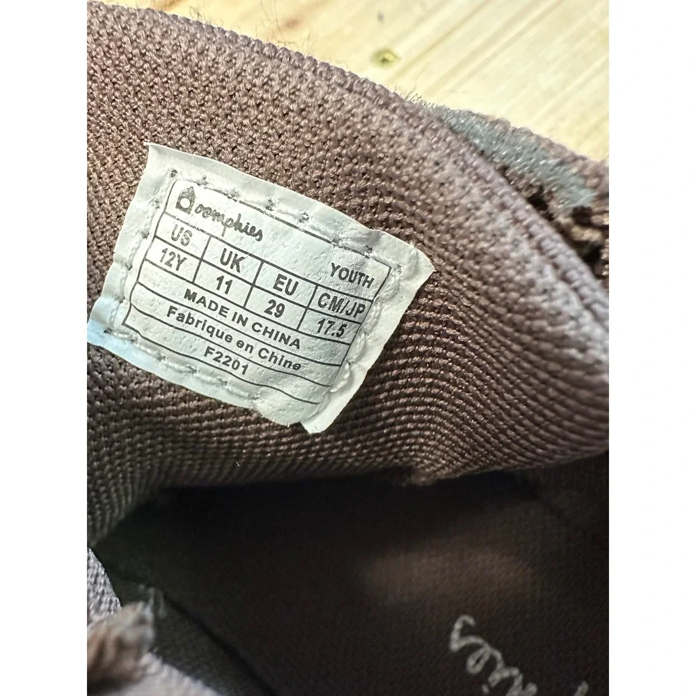 Oomphies Youth Boys Brown Canvas Lace Up Mid Top Sneakers‎ Size 12Y